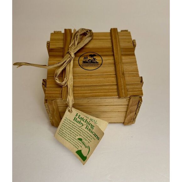 Natural Wonders Hatching Toucans Hand painted Figurine in Crate Japan Signed HF - Picture 3 of 5